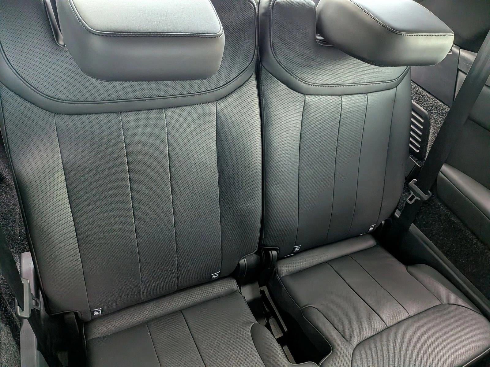2023 Land Rover Range Rover P400 SE LWB 7 Seat