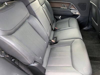 2023 Land Rover Range Rover P400 SE LWB 7 Seat