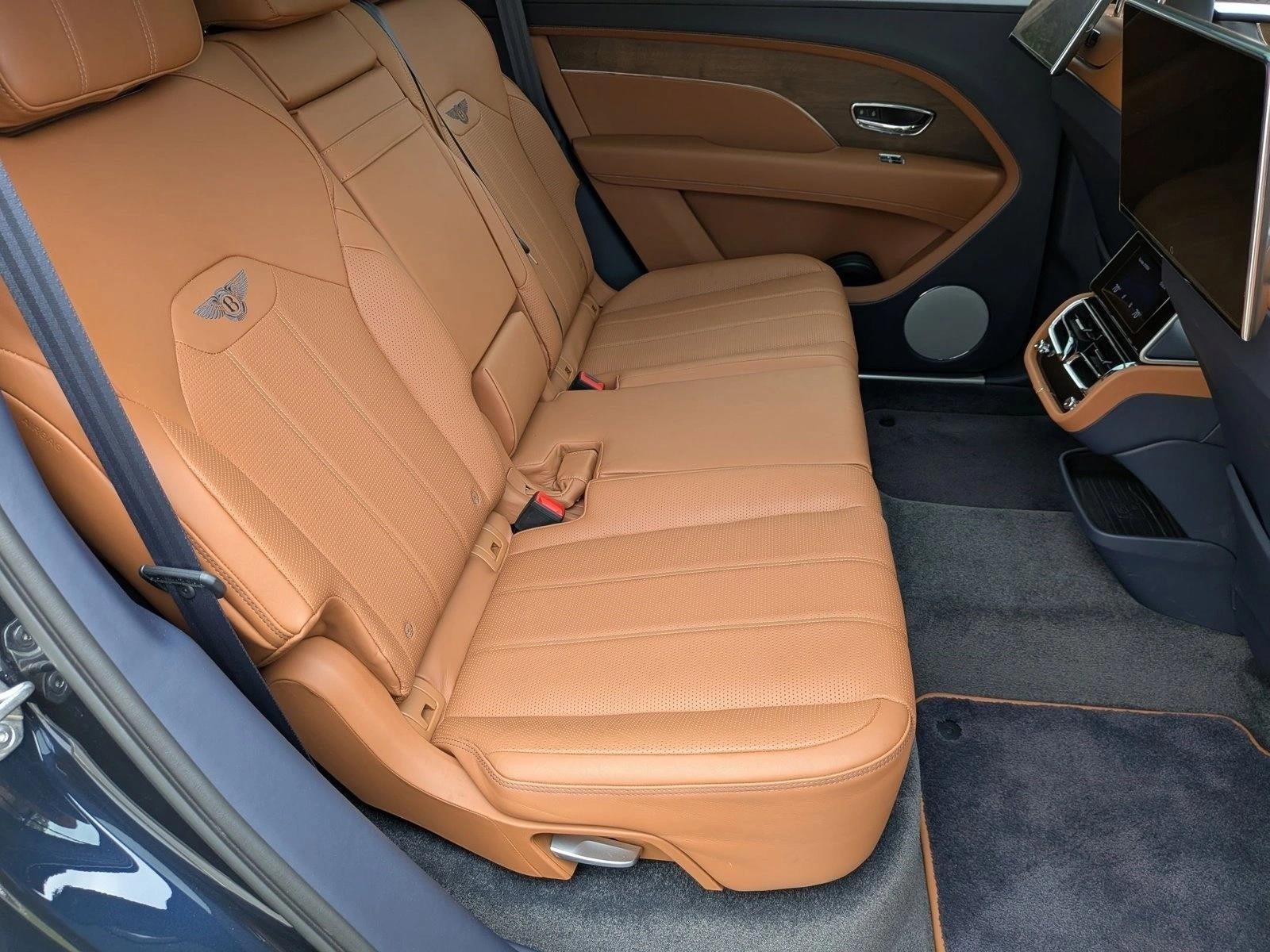 2023 Bentley Bentayga EWB V8 AWD