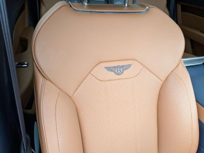 2023 Bentley Bentayga EWB V8 AWD