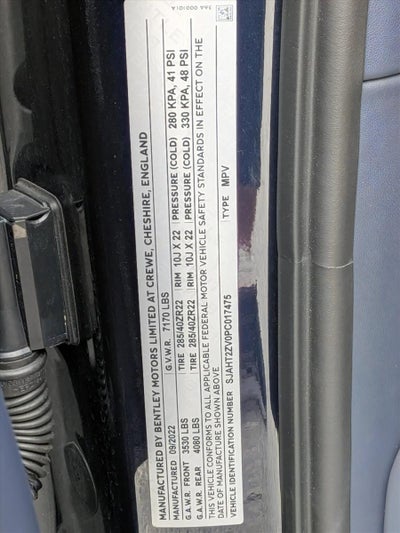 2023 Bentley Bentayga EWB V8 AWD