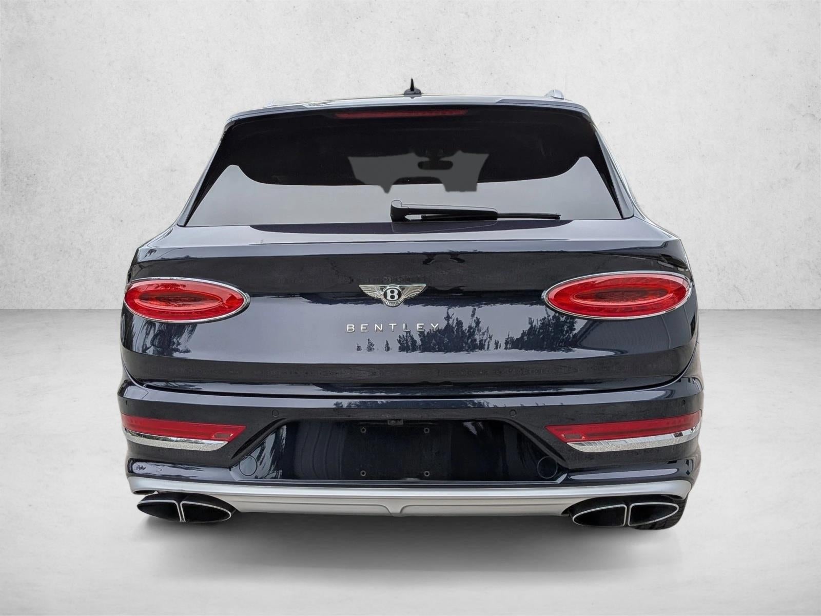2023 Bentley Bentayga EWB V8 AWD