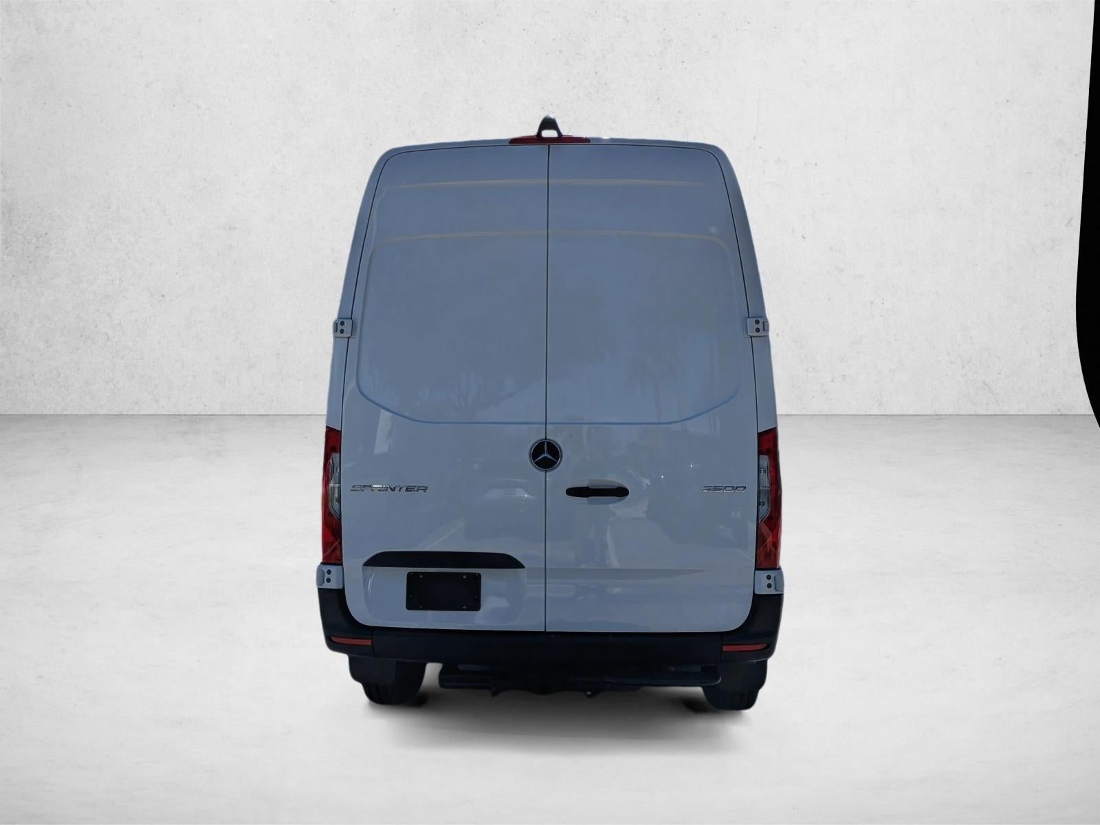 2024 Mercedes-Benz Sprinter Cargo Van 2500 Standard Roof I4 Diesel 144" RWD