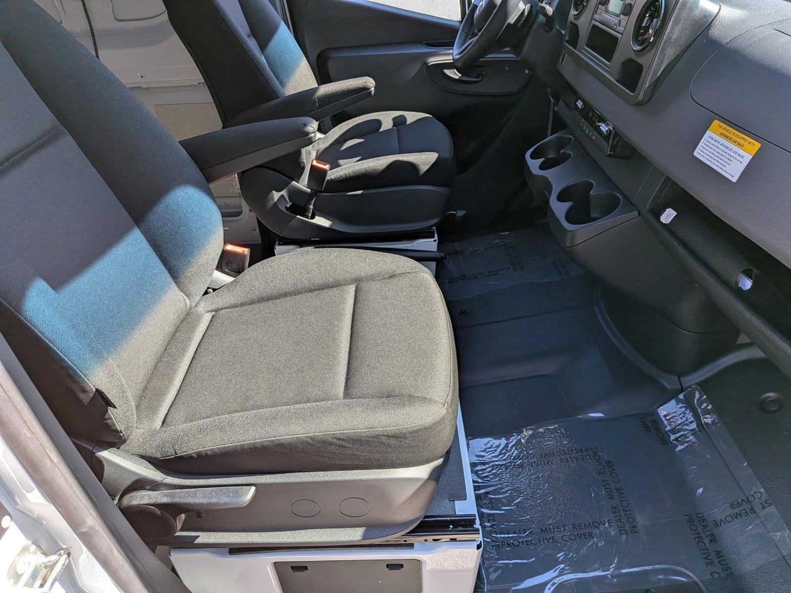 2025 Mercedes-Benz Sprinter Cargo Van 2500 Standard Roof I4 Diesel 144" RWD