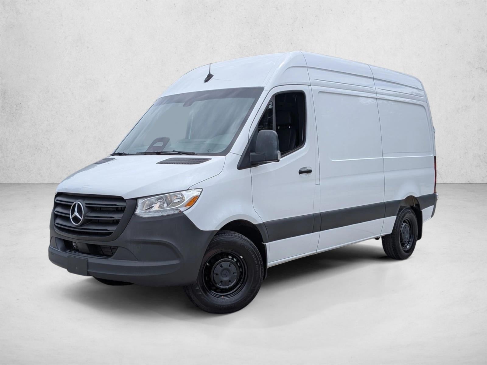 2025 Mercedes-Benz Sprinter Cargo Van 2500 Standard Roof I4 Diesel HO 144" RWD