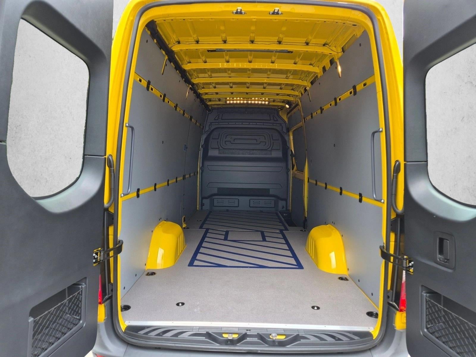 2024 Mercedes-Benz eSprinter Cargo Van 2500 High Roof HO 170" RWD
