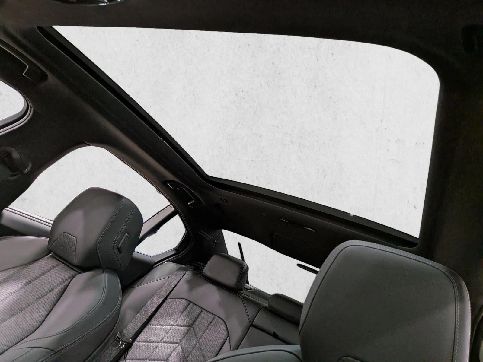 2026 BMW 550e xDrive Sedan