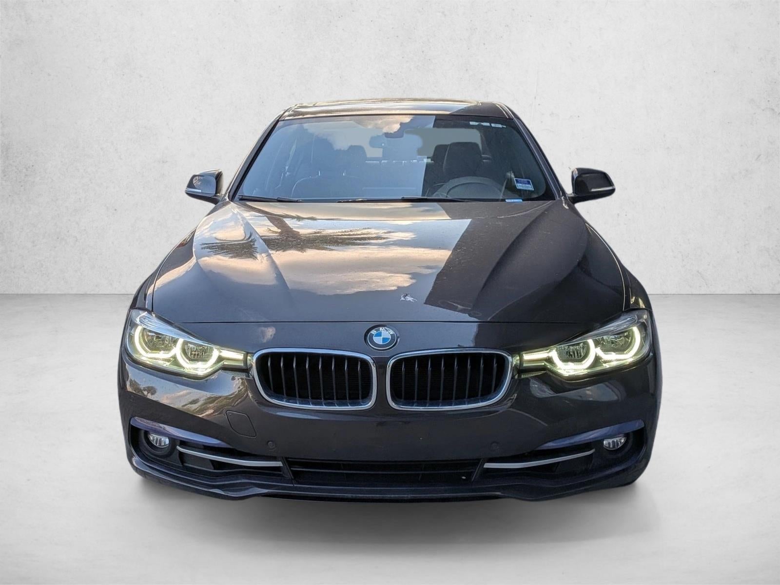 2017 BMW 330i xDrive Sedan
