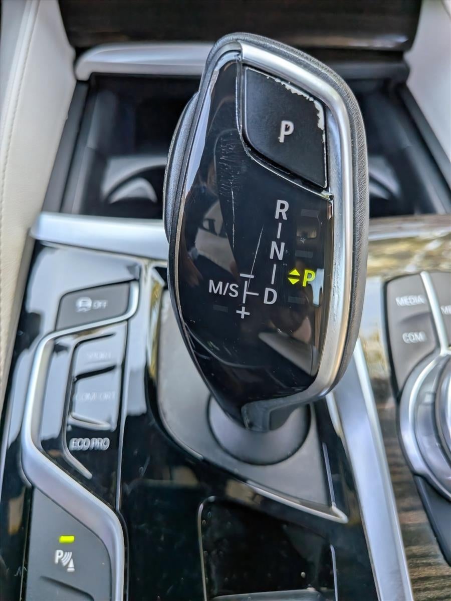 2017 BMW 540i Sedan