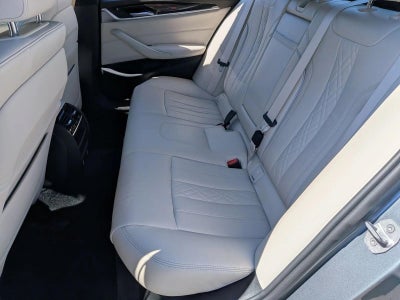 2017 BMW 540i Sedan