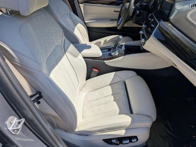2017 BMW 540i Sedan