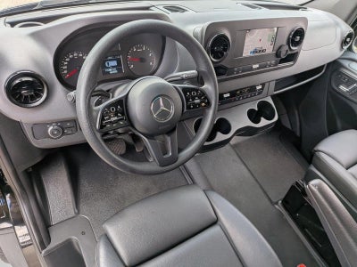 2019 Mercedes-Benz Sprinter Passenger Van 2500 High Roof V6 144" RWD