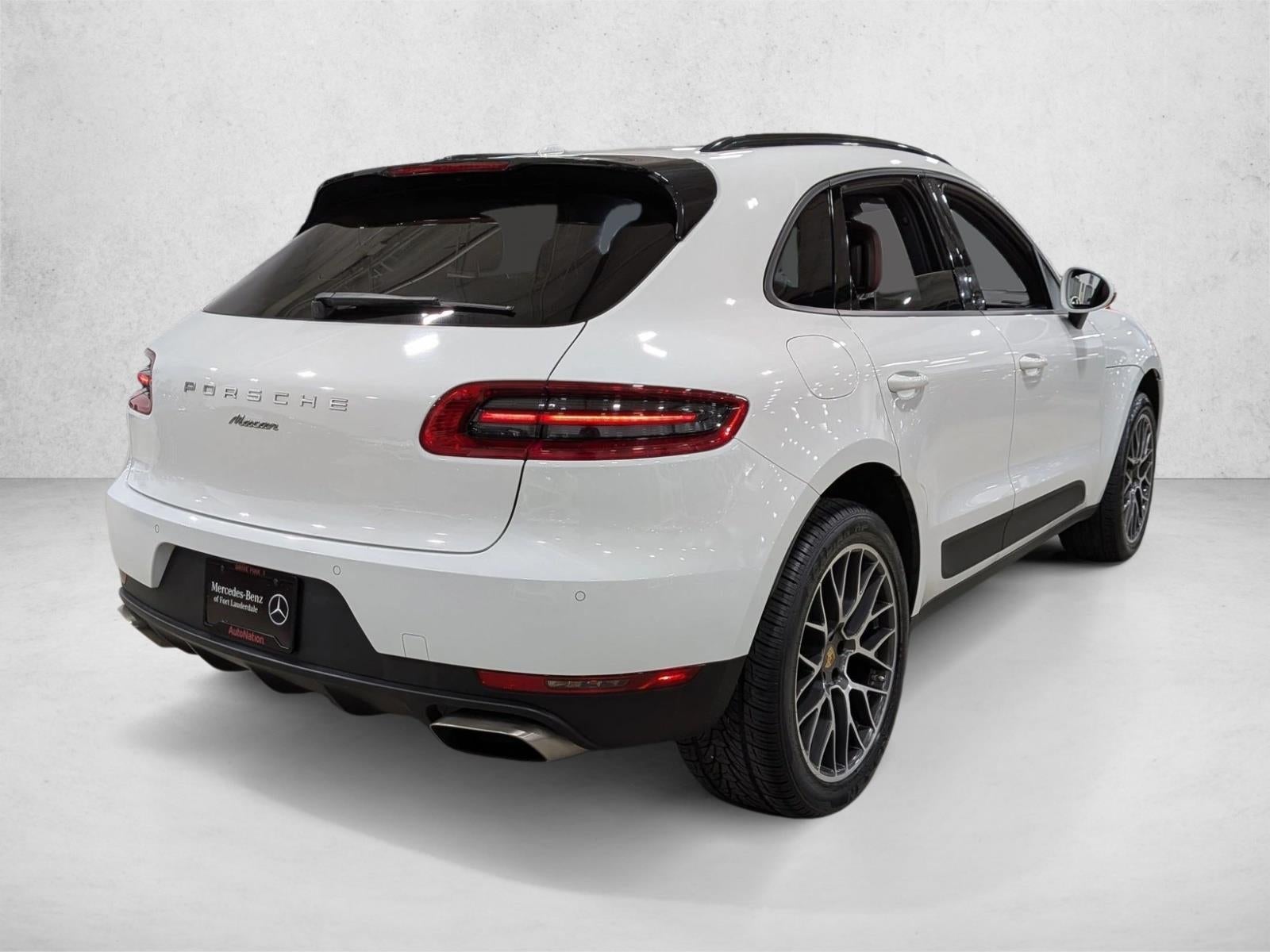 2018 Porsche Macan AWD