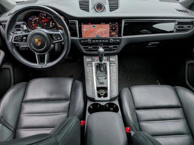 2021 Porsche Macan AWD