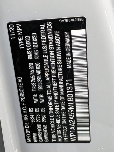 2021 Porsche Macan AWD