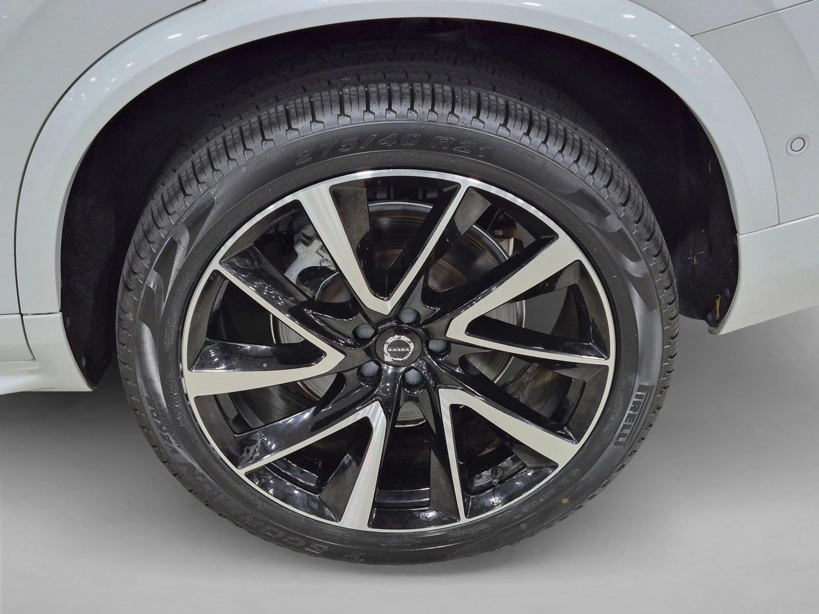 2023 Volvo XC90 B5 AWD Plus 7P