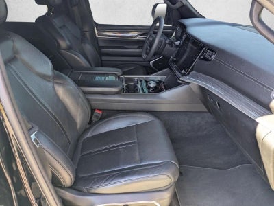 2022 Jeep Wagoneer Series III 4x2