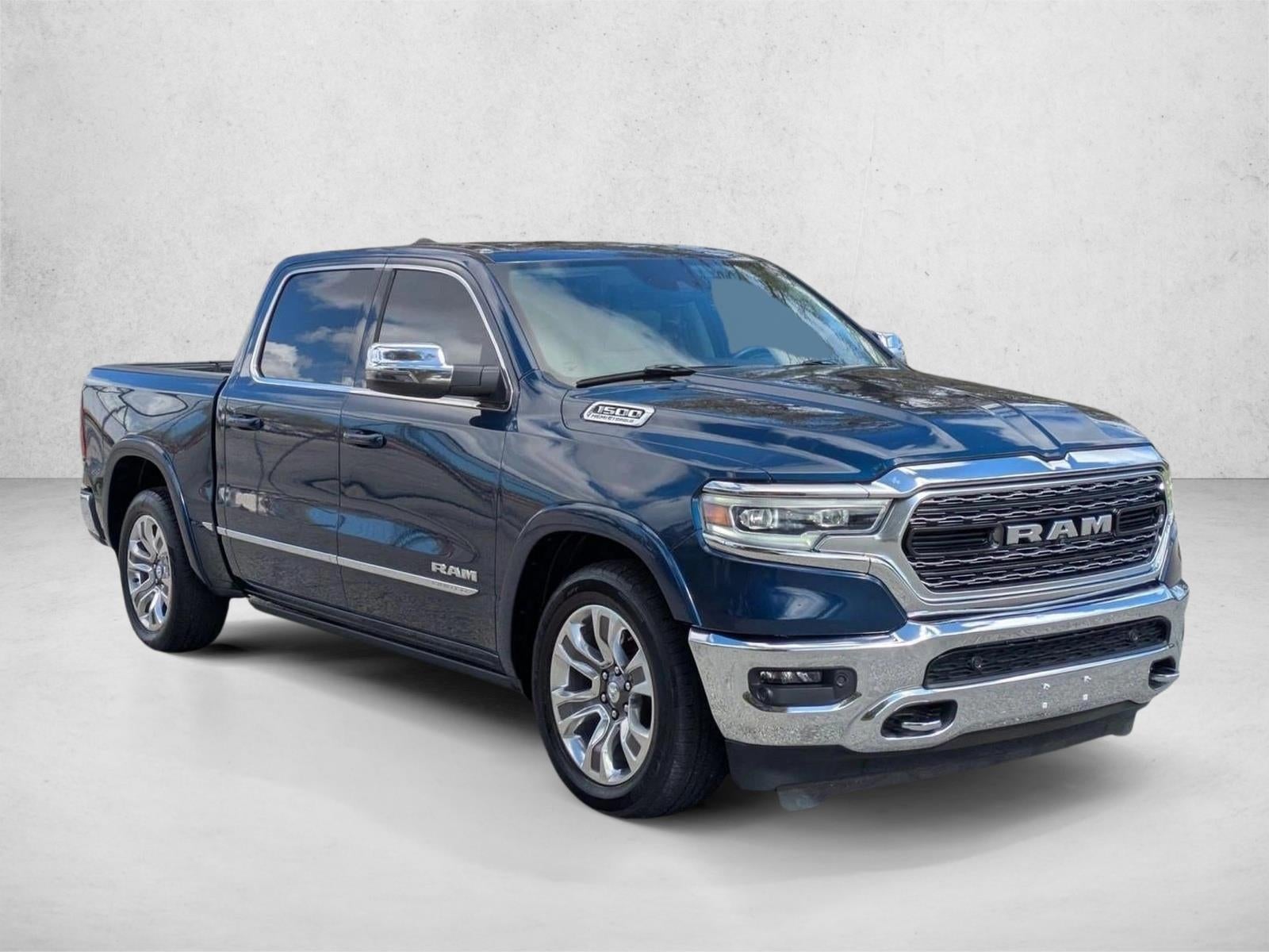 2023 RAM 1500 Limited 4x4 Crew Cab 5'7" Box