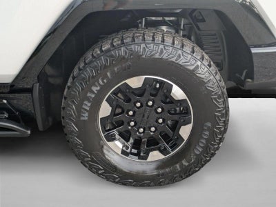 2022 GMC HUMMER EV e4WD Crew Cab Edition 1