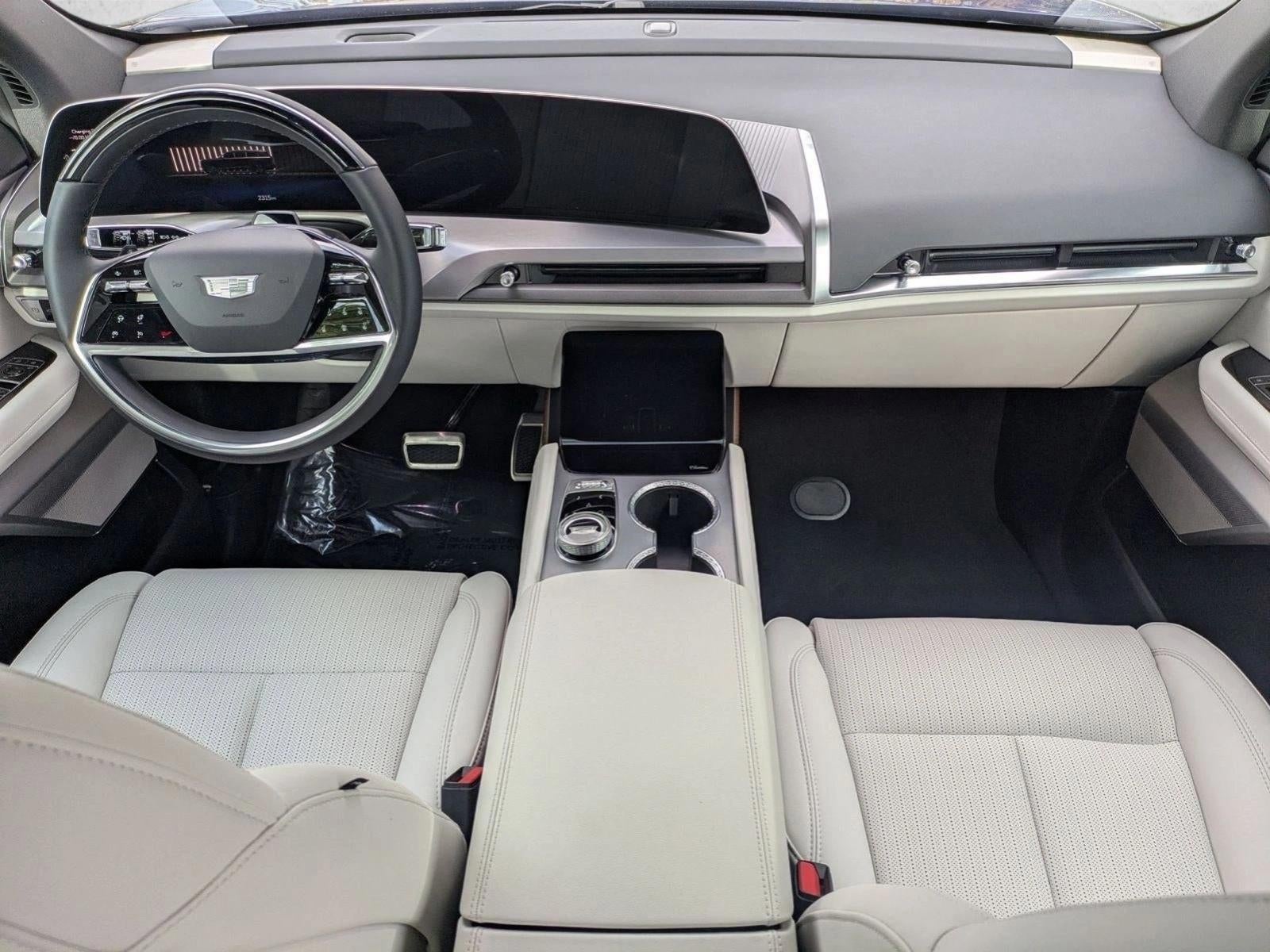 2026 Cadillac VISTIQ AWD 4dr Sport