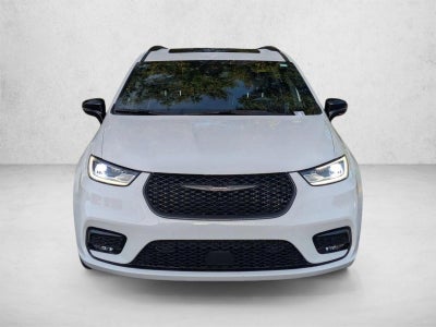 2024 Chrysler Pacifica Limited FWD