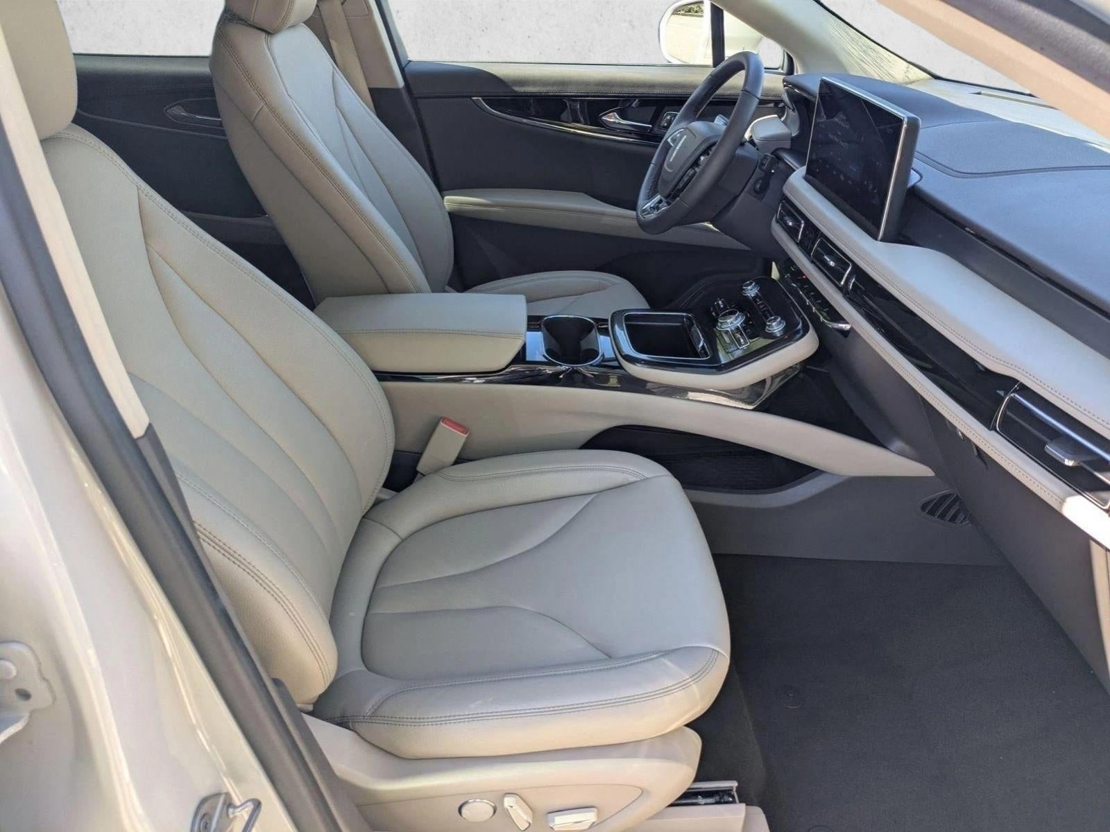 2022 Lincoln Nautilus Standard FWD