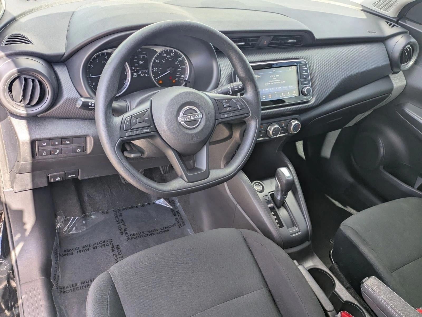 2023 Nissan Kicks S FWD