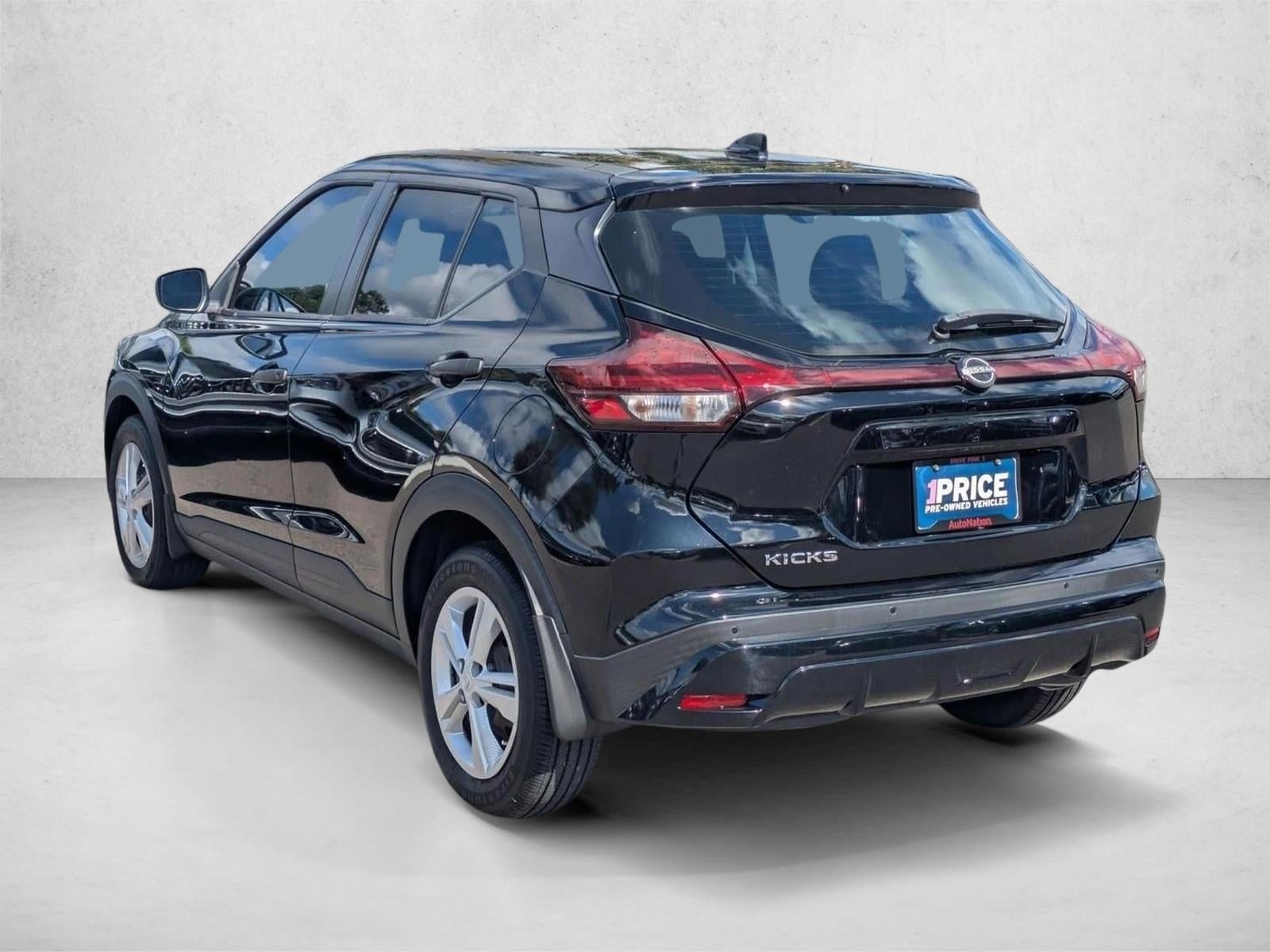 2023 Nissan Kicks S FWD