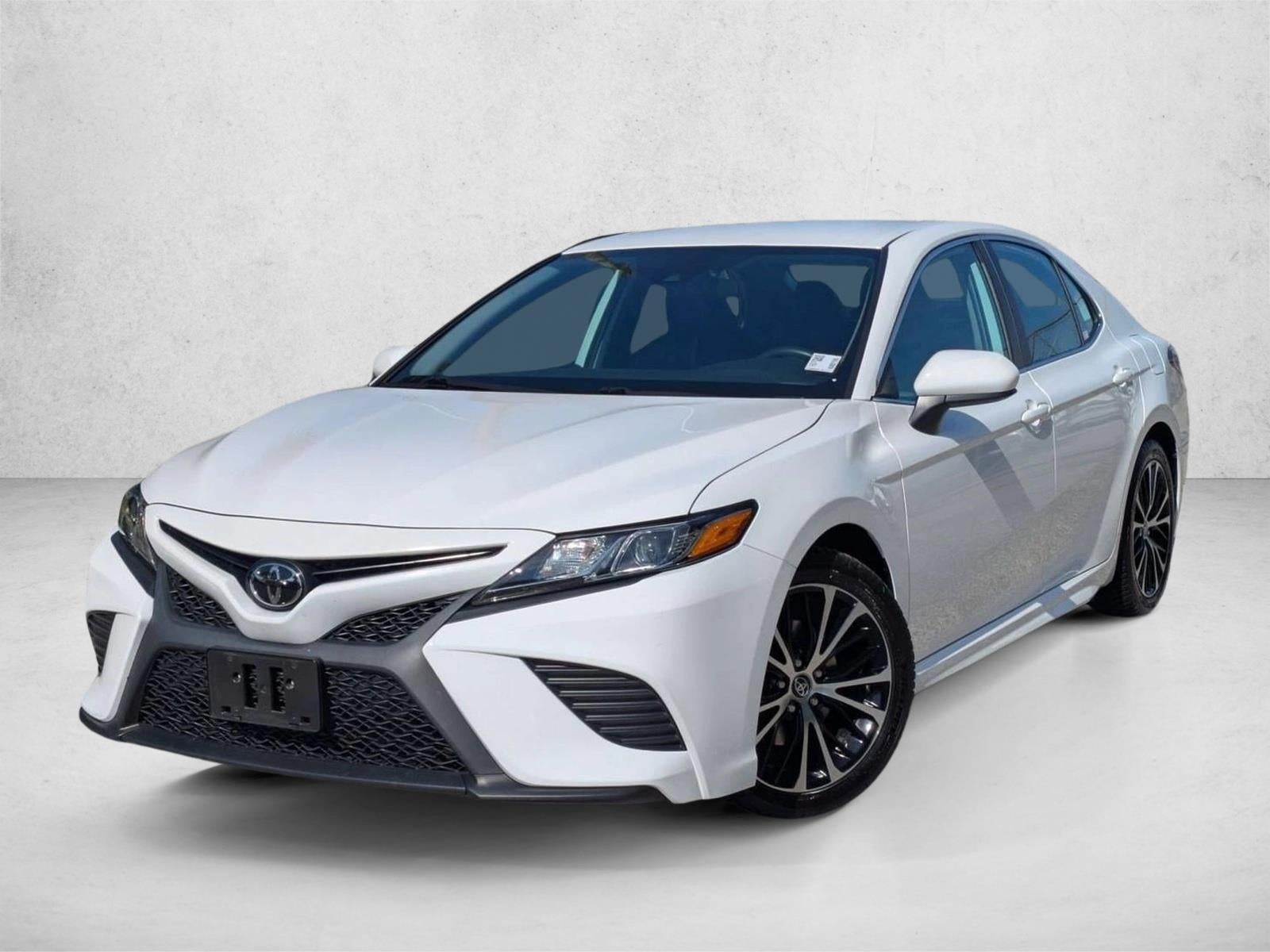 2019 Toyota Camry SE Auto (Natl)