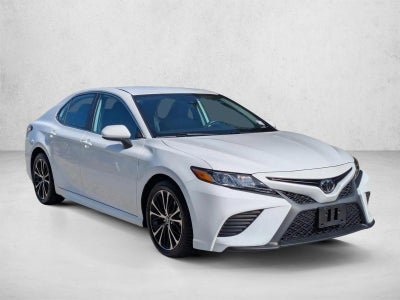 2019 Toyota Camry SE Auto (Natl)