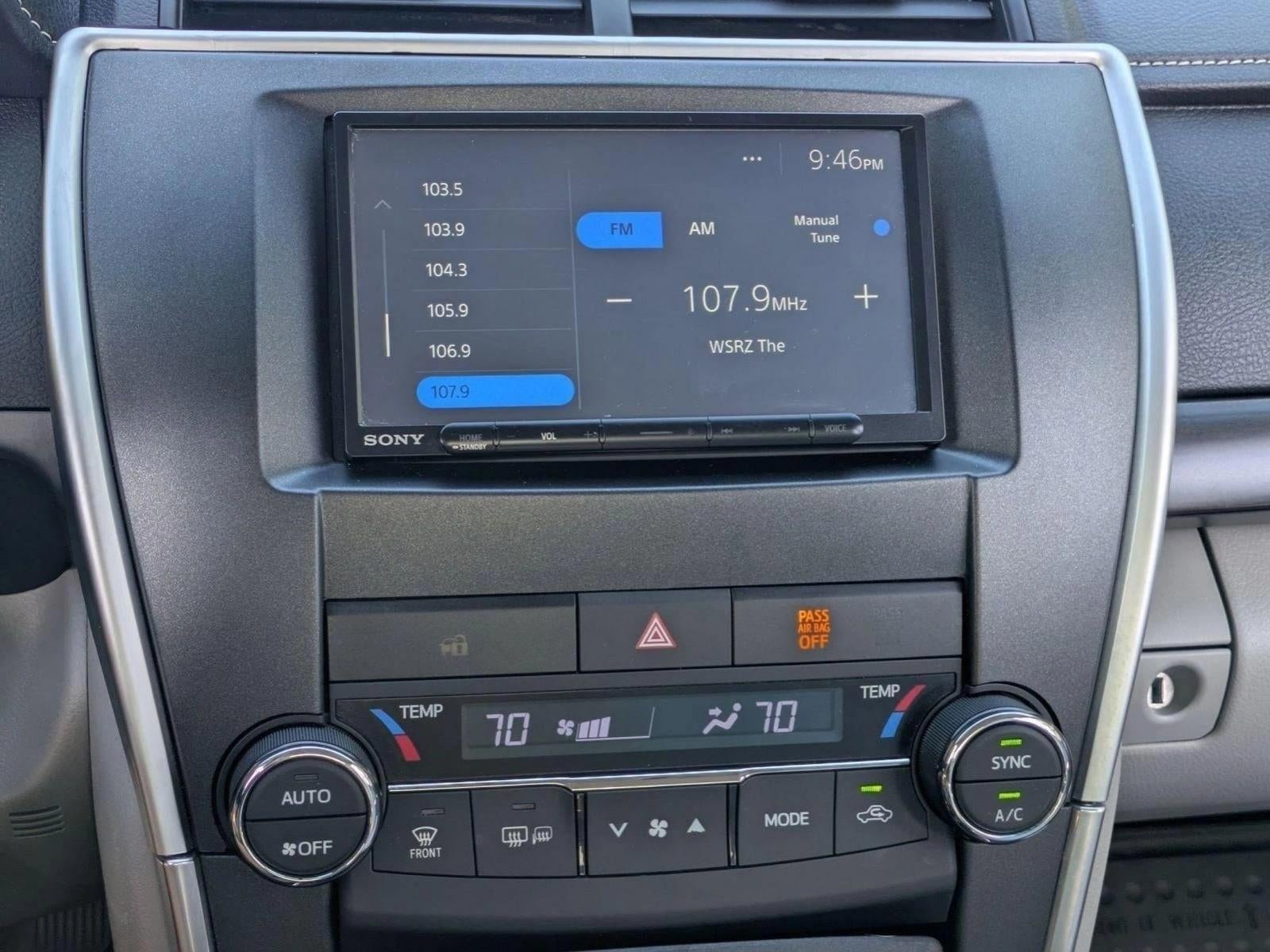 2016 Toyota Camry 4dr Sdn I4 Auto XLE (SE)