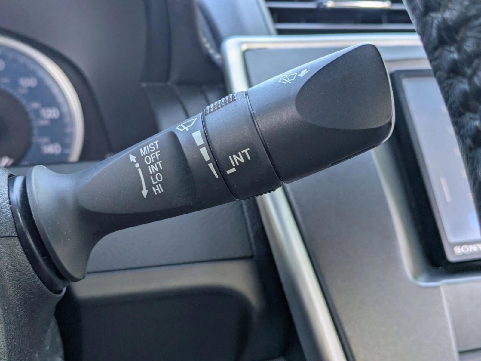 2016 Toyota Camry 4dr Sdn I4 Auto XLE (SE)