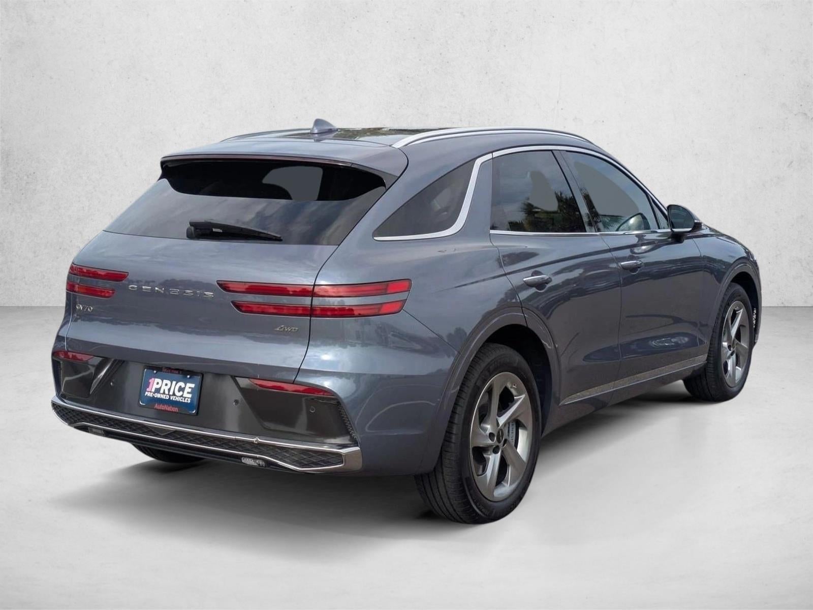 2026 Genesis GV70 2.5T Select AWD