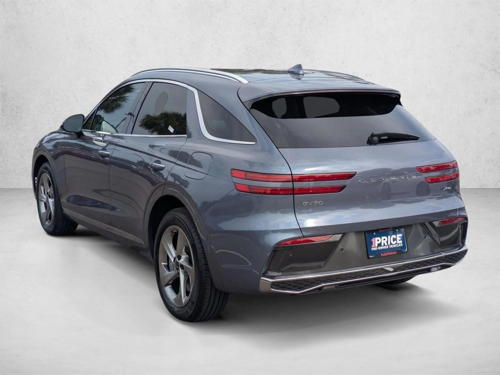2026 Genesis GV70 2.5T Select AWD