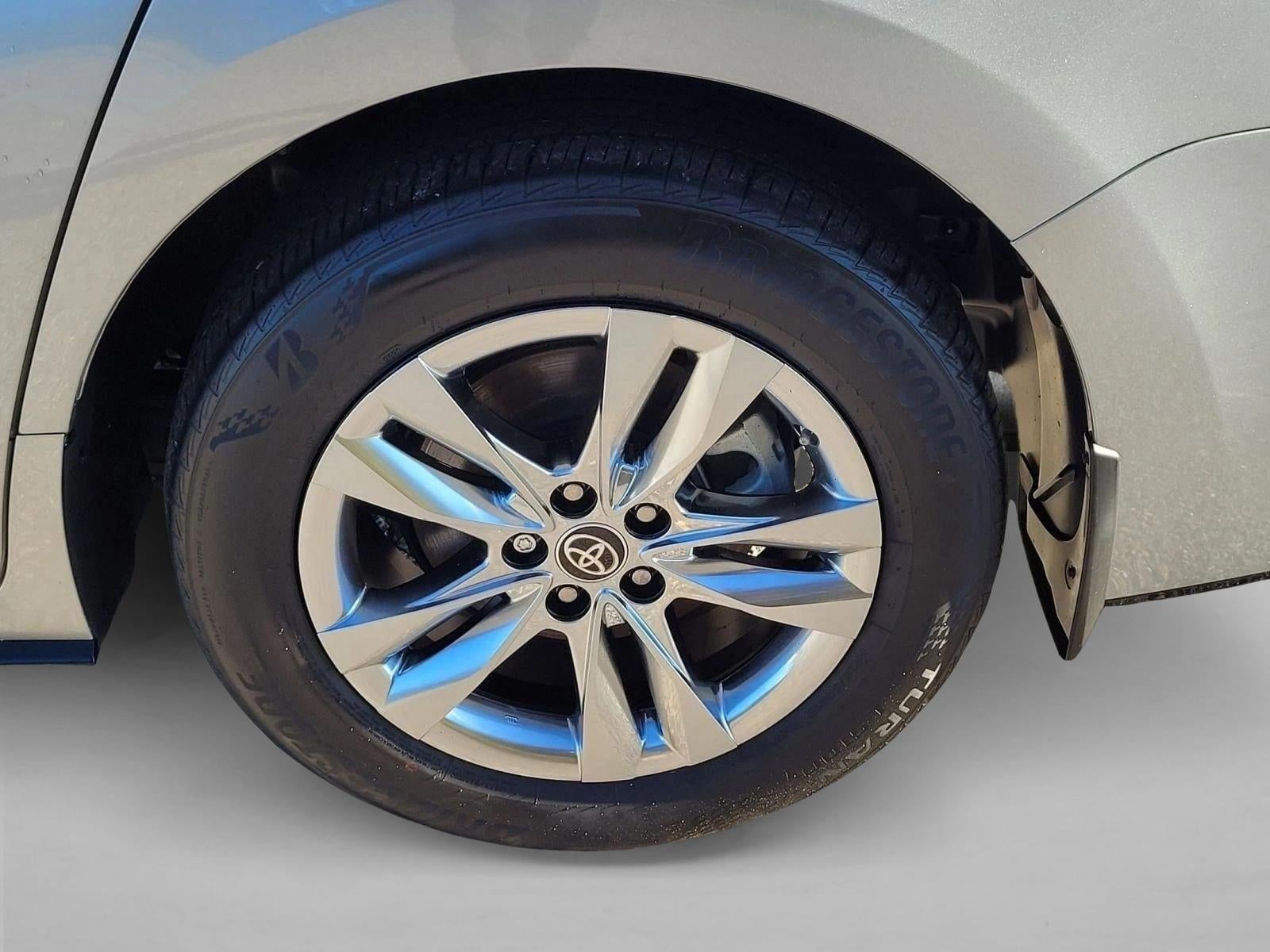 2023 Toyota Sienna Limited AWD 7-Passenger (Natl)