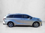 2023 Toyota Sienna Limited AWD 7-Passenger (Natl)