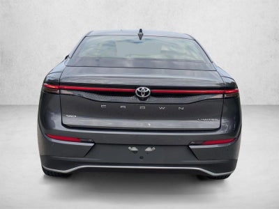 2023 Toyota Crown Limited AWD (Natl)