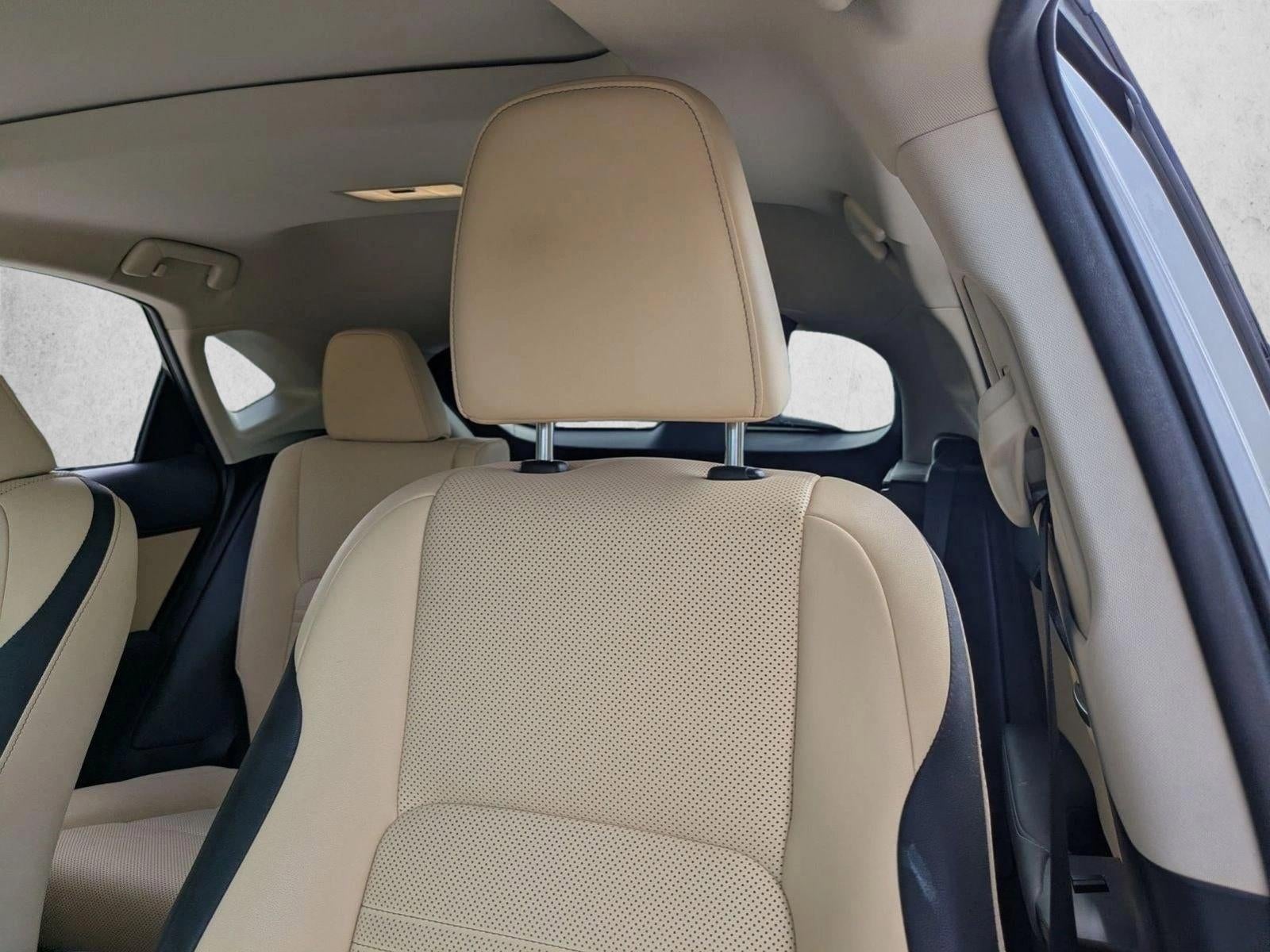 2016 Lexus NX Turbo FWD 4dr