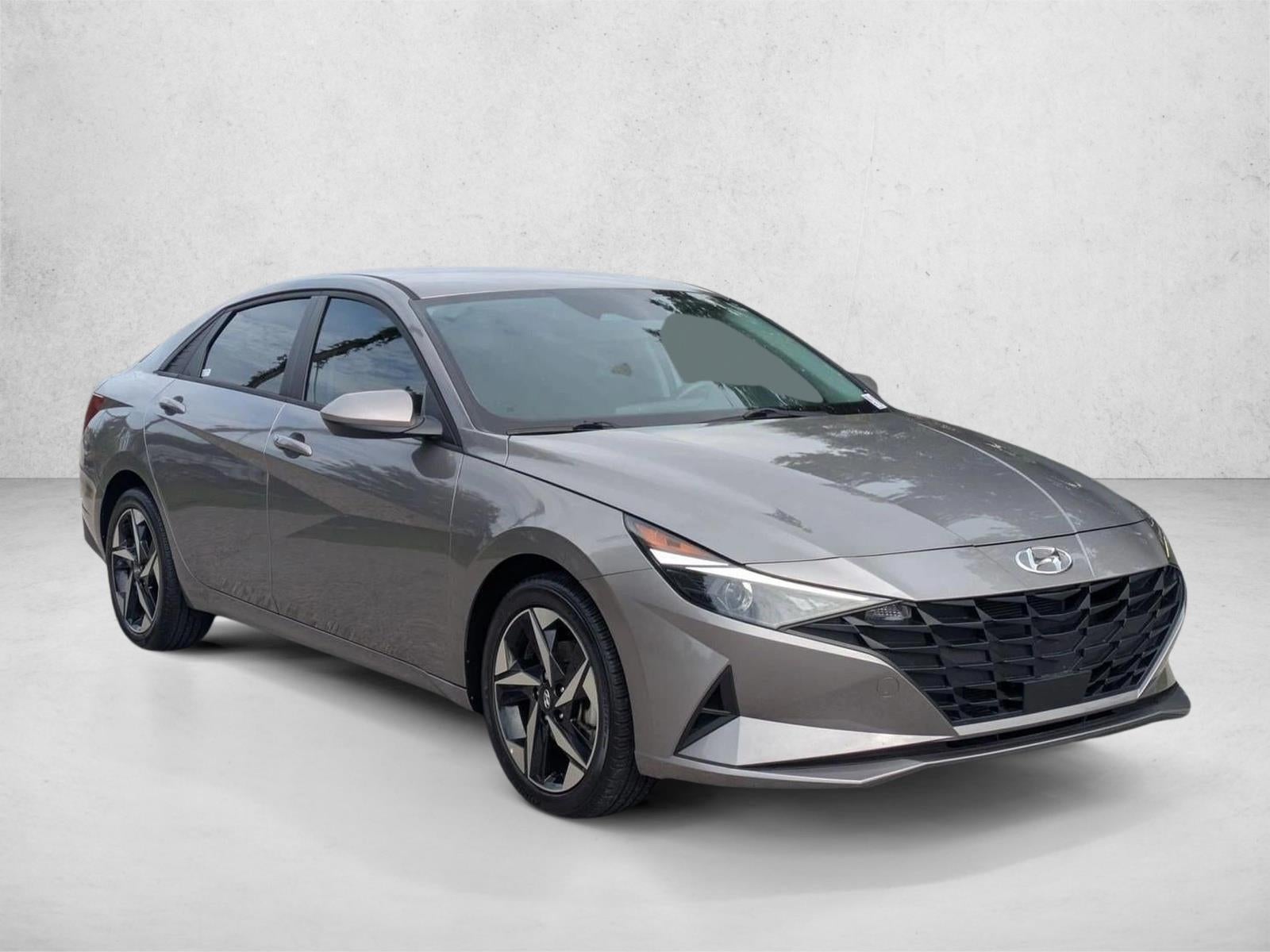 2023 Hyundai ELANTRA SEL IVT