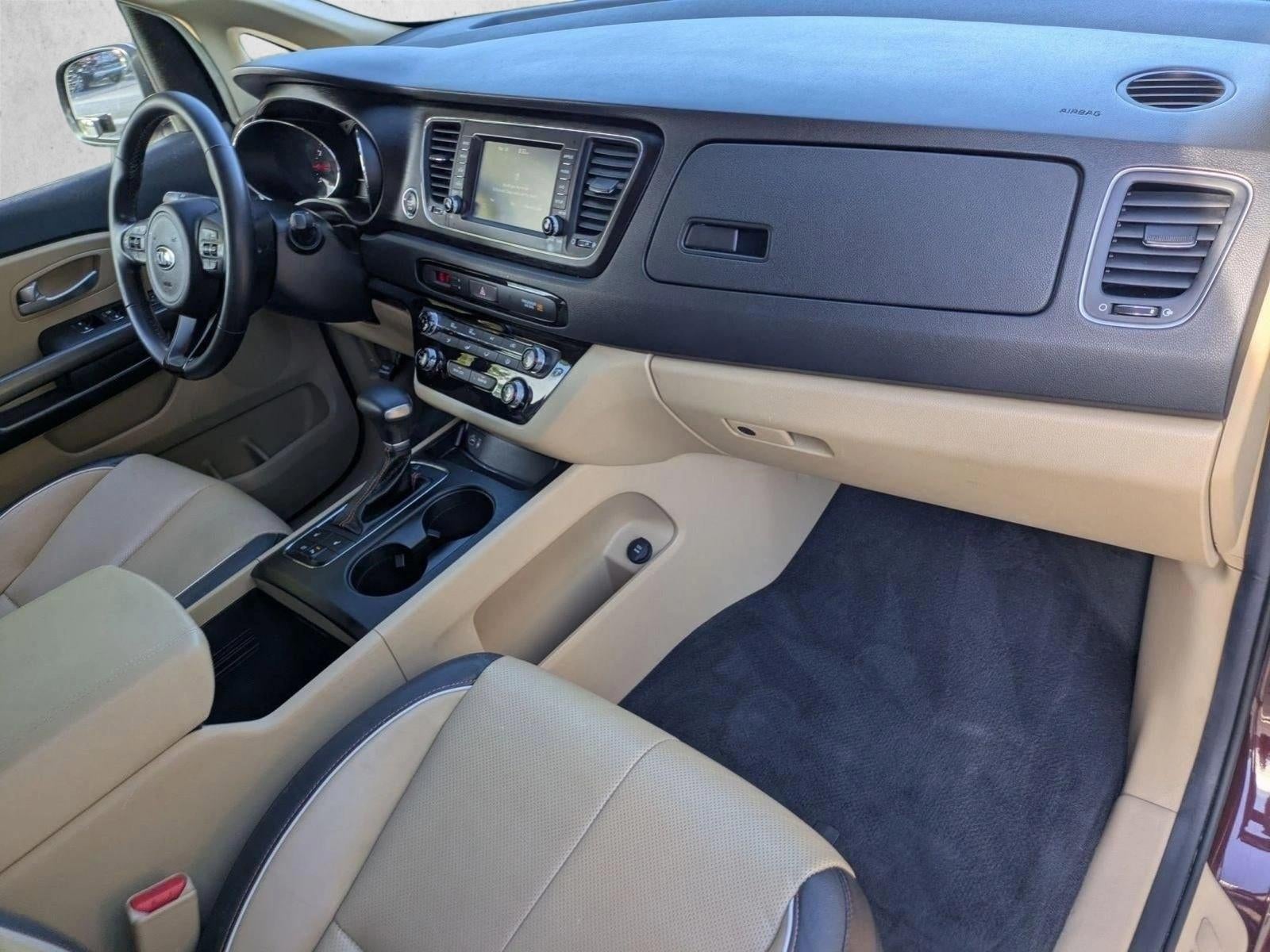 2017 Kia Sedona LX FWD