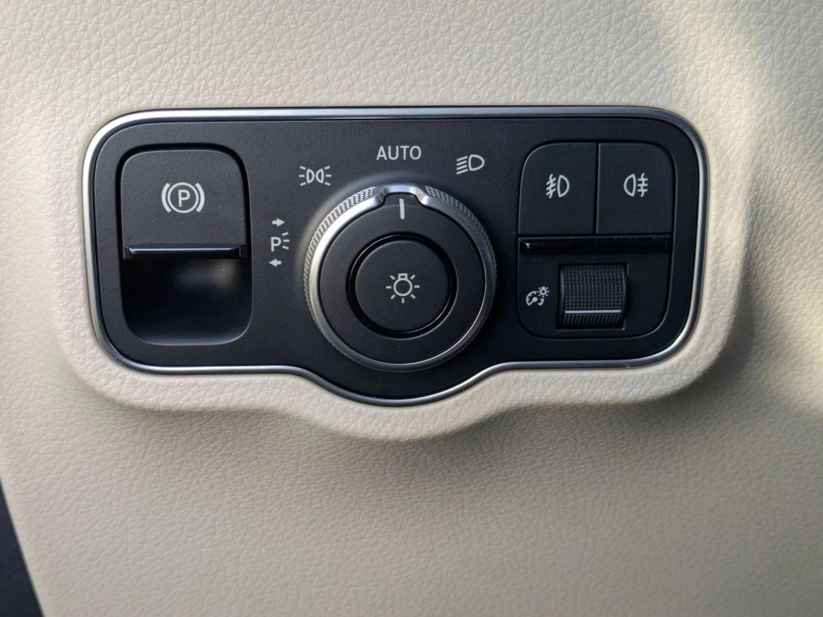 2023 Mercedes-Benz GLB GLB 250 SUV