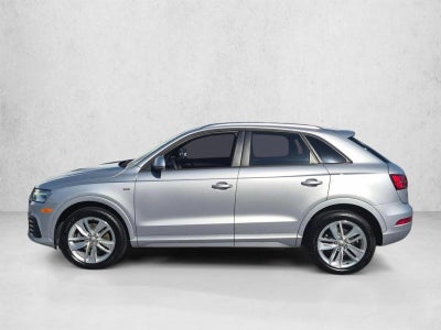 2018 Audi Q3 2.0 TFSI Premium FWD