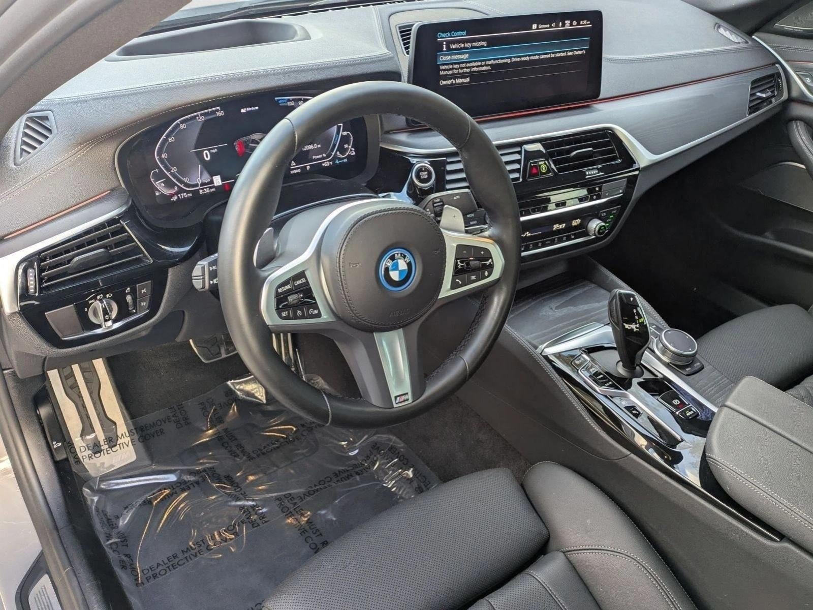 2022 BMW 530e Plug-In Hybrid