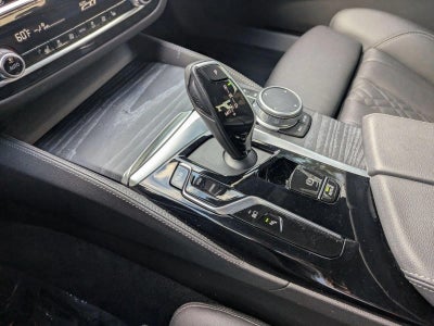 2022 BMW 530e Plug-In Hybrid