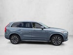 2022 Volvo XC90 T6 AWD Momentum 7P