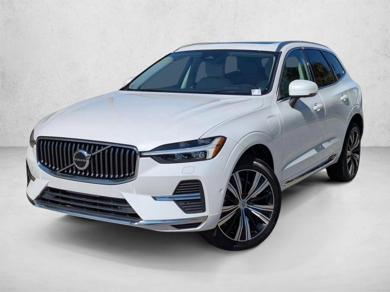 2022 Volvo XC60 Recharge Plug-In Hybrid T8 eAWD PHEV Inscription