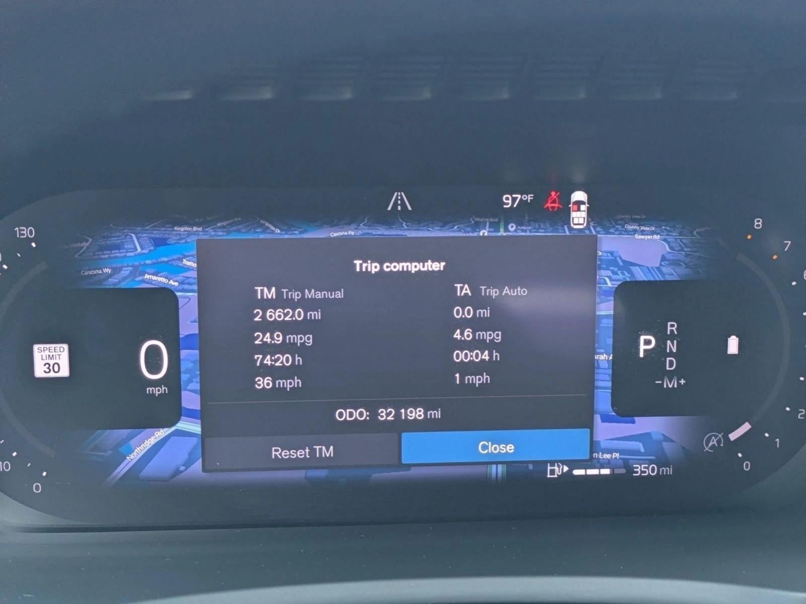 2024 Volvo XC90 B5 AWD Plus Bright Theme 7P