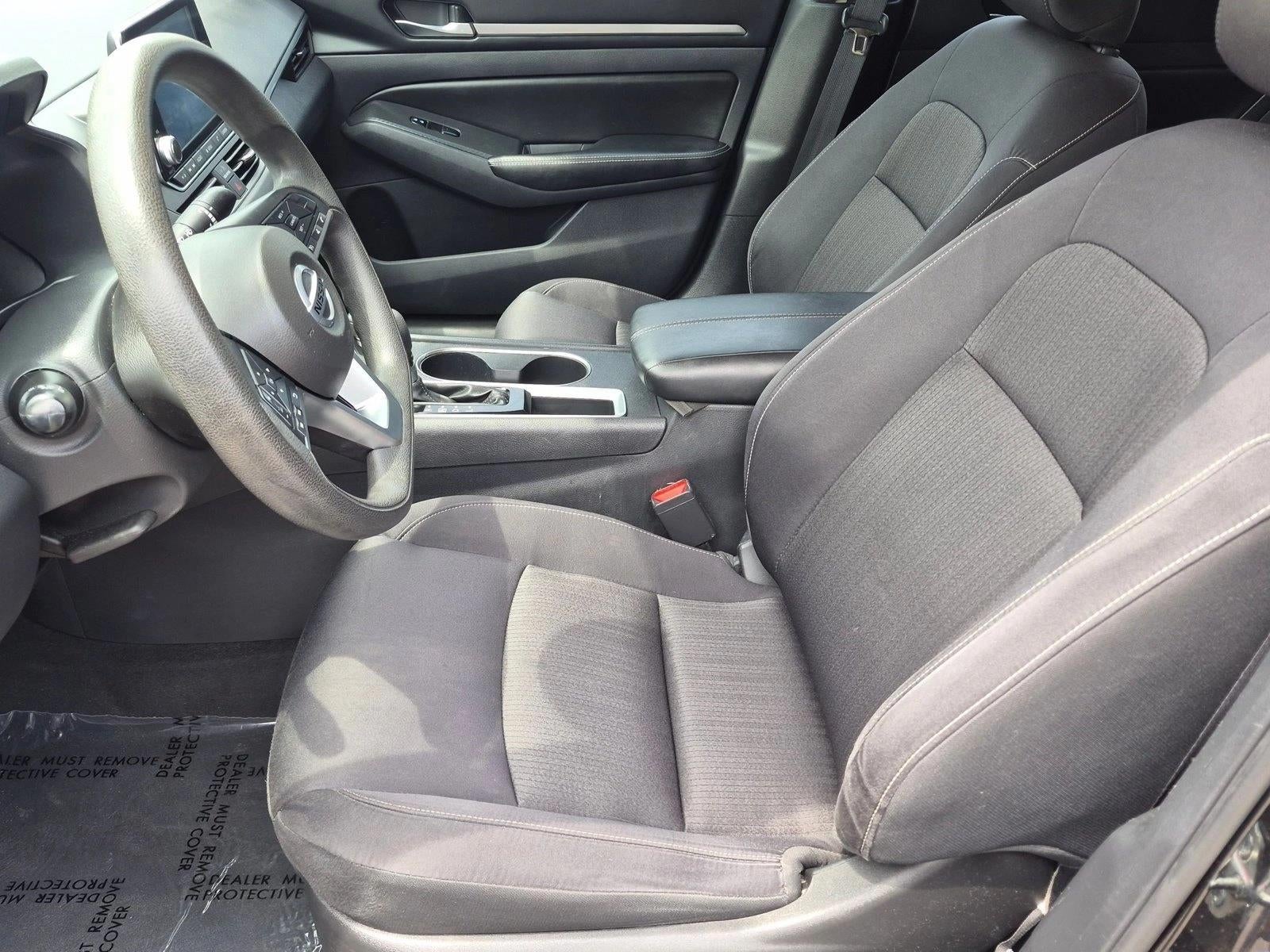 2022 Nissan Altima 2.5 SV Sedan