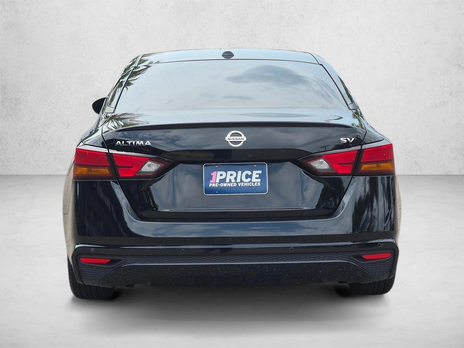 2022 Nissan Altima 2.5 SV Sedan