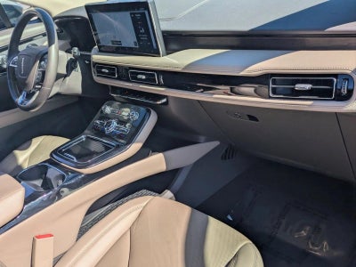 2022 Lincoln Nautilus Reserve FWD